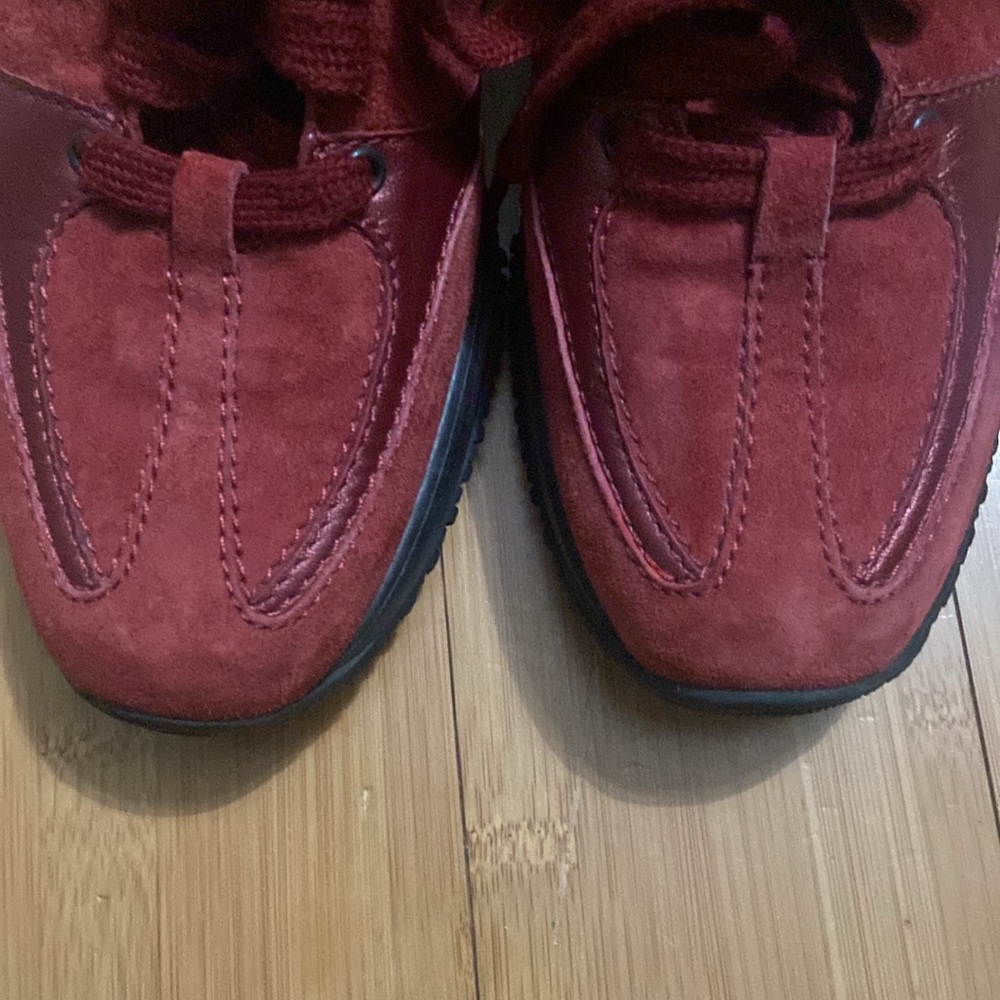 Hogan Suede & Leather Sneakers. Size 37. Garnet. - Picture 7 of 7